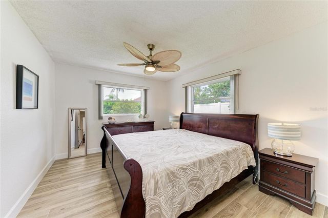 405 BAYSIDE LANE, Nokomis, FL 34275