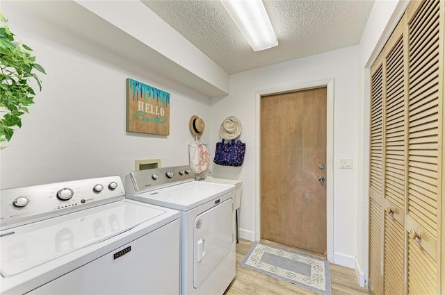 405 BAYSIDE LANE, Nokomis, FL 34275