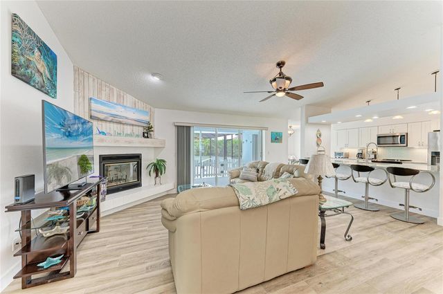 405 BAYSIDE LANE, Nokomis, FL 34275