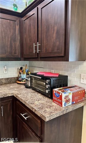 304 NE 19th TER, Cape Coral, FL 33909