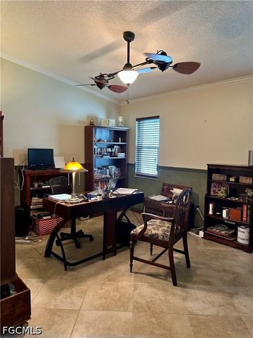 304 NE 19th TER, Cape Coral, FL 33909