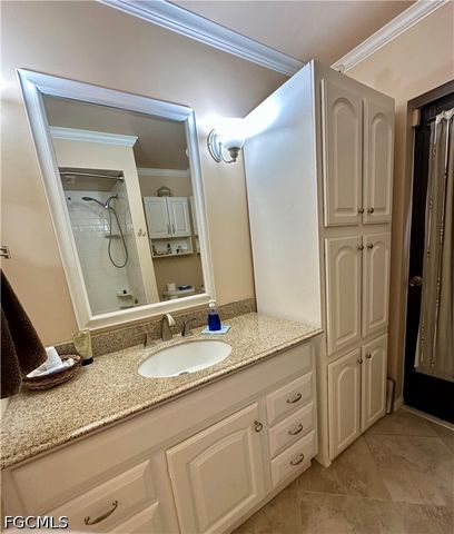 304 NE 19th TER, Cape Coral, FL 33909
