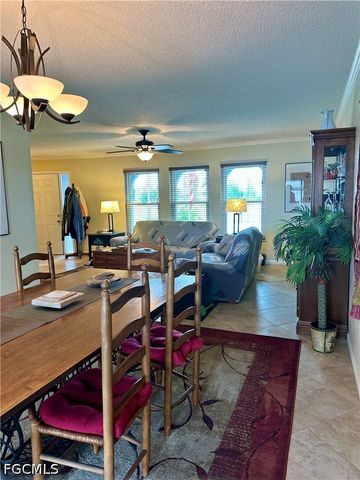 304 NE 19th TER, Cape Coral, FL 33909
