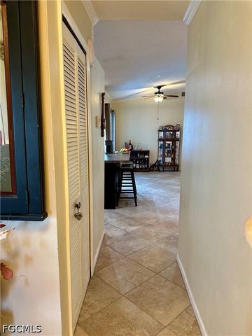 304 NE 19th TER, Cape Coral, FL 33909