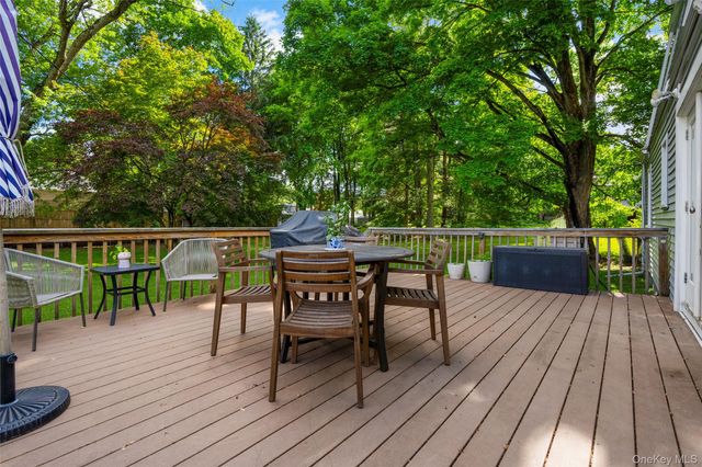 30 Orchard Park, Poughkeepsie, NY 12603