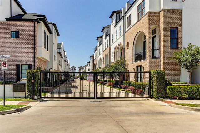 2715 Cohn Garden Lane, Houston, TX 77007
