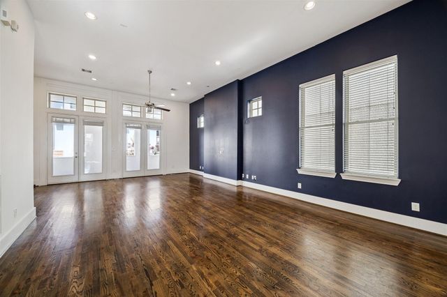2715 Cohn Garden Lane, Houston, TX 77007