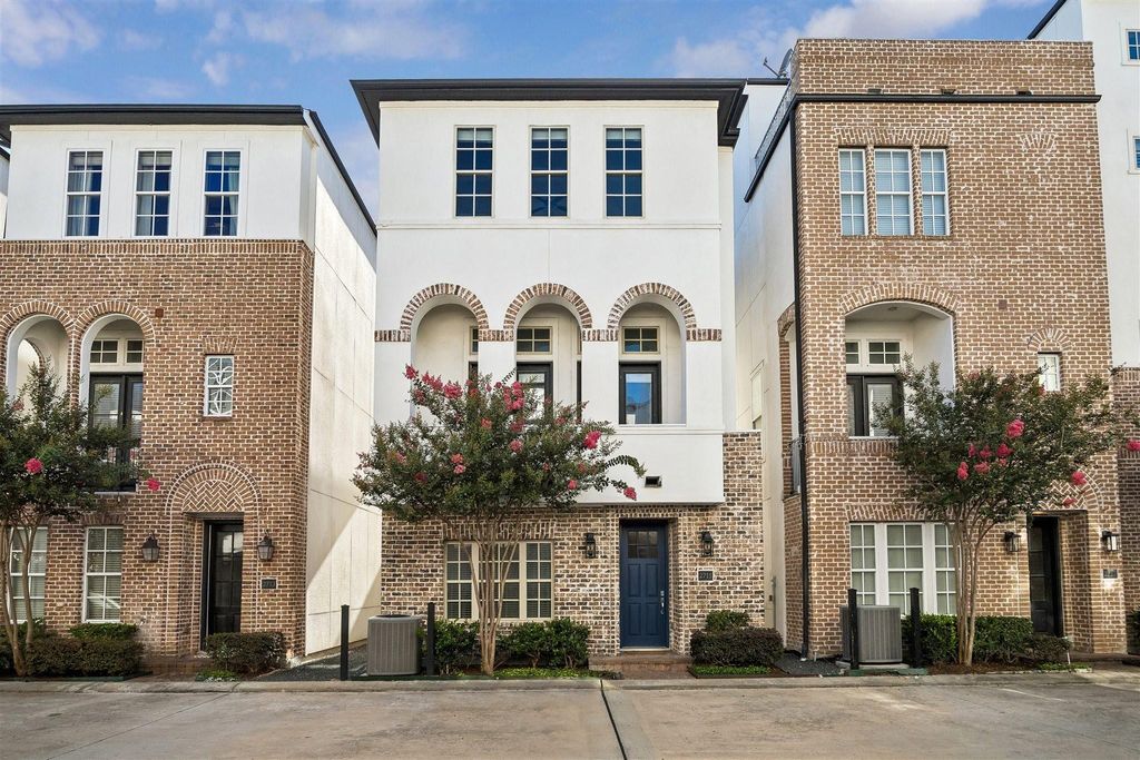 2715 Cohn Garden Lane, Houston, TX 77007