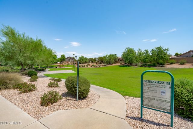 8517 E NEVILLE Avenue, Mesa, AZ 85209