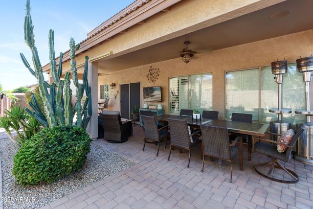 21303 N SUNSET Drive, Maricopa, AZ 85139