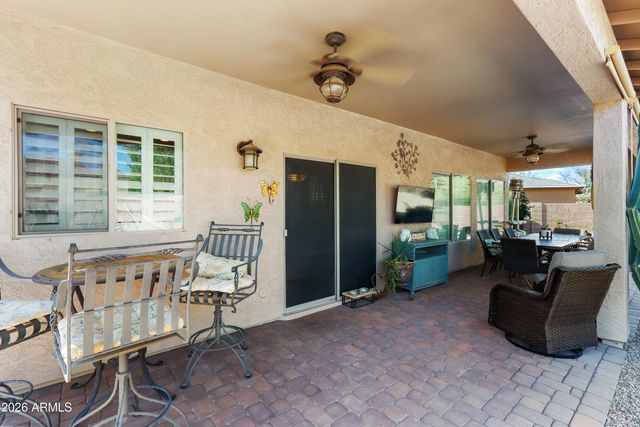 21303 N SUNSET Drive, Maricopa, AZ 85139