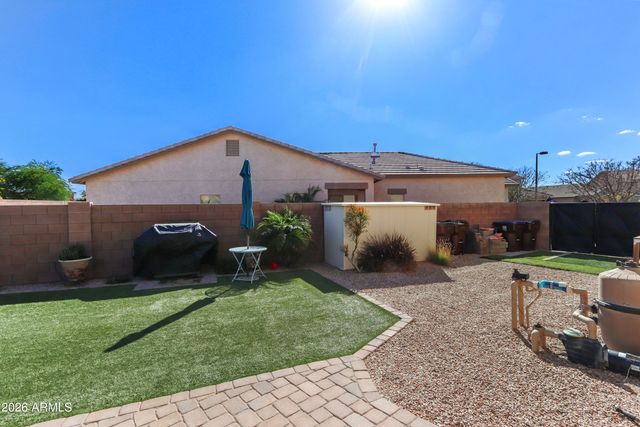 21303 N SUNSET Drive, Maricopa, AZ 85139