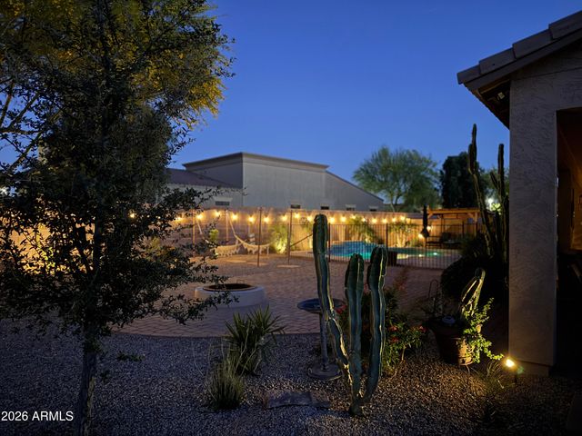 21303 N SUNSET Drive, Maricopa, AZ 85139