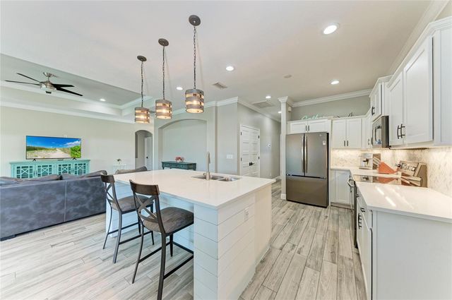 105 CABANA WAY, Rotonda West, FL 33947