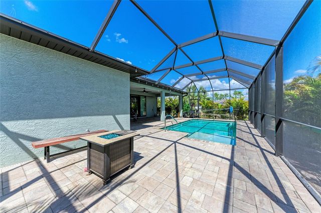 105 CABANA WAY, Rotonda West, FL 33947