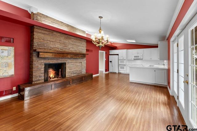 3809 Arlington, Tyler, TX 75701