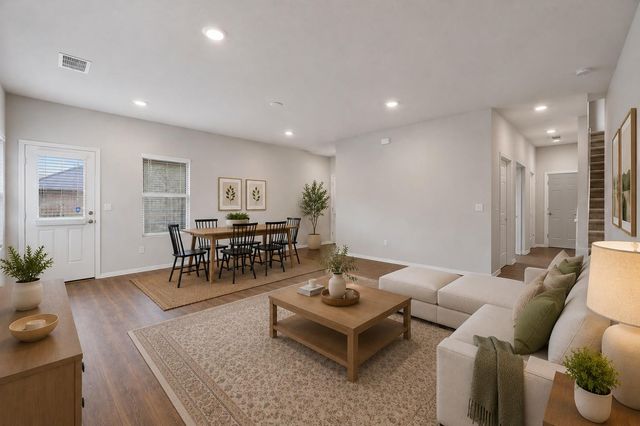 6121 Ronee Leah DR, Austin, TX 78724