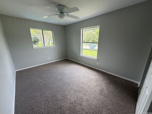 5409 ARNESON DR, Kirby, TX 78219