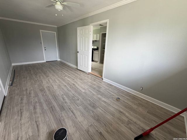 5409 ARNESON DR, Kirby, TX 78219