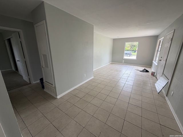 5409 ARNESON DR, Kirby, TX 78219