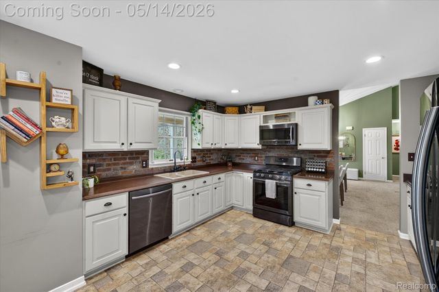 7659 Clyde Road, Oceola Township, MI 48430