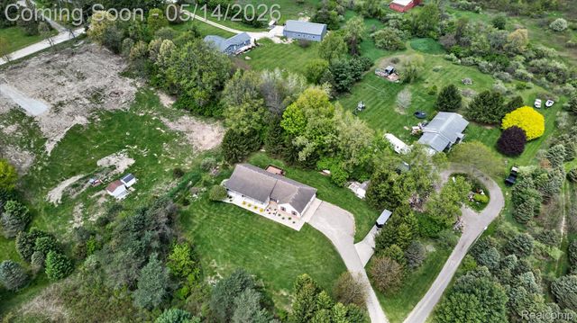 7659 Clyde Road, Oceola Township, MI 48430