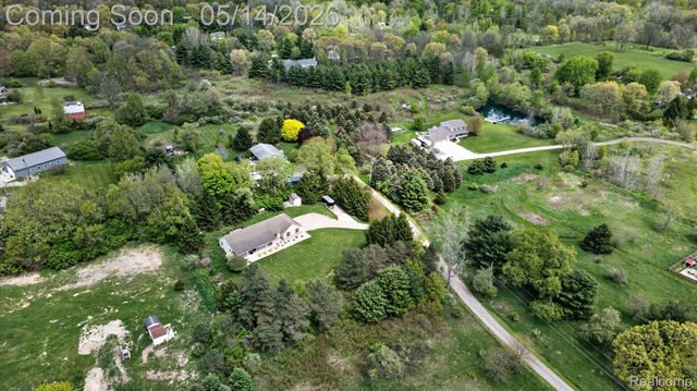 7659 Clyde Road, Oceola Township, MI 48430