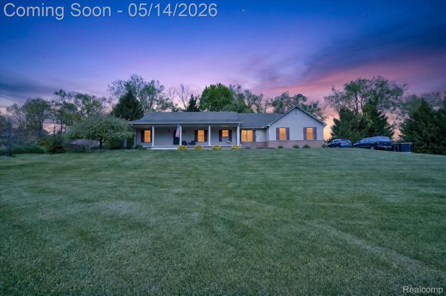 7659 Clyde Road, Oceola Township, MI 48430