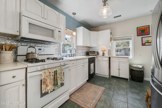 315 Tudor Avenue, Pine Beach, NJ 08741