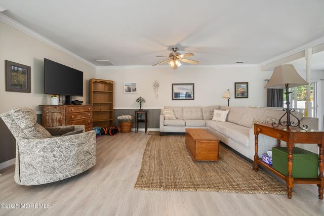 315 Tudor Avenue, Pine Beach, NJ 08741