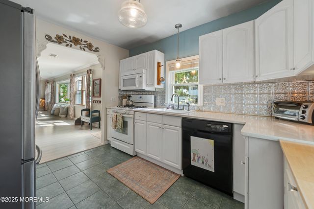 315 Tudor Avenue, Pine Beach, NJ 08741