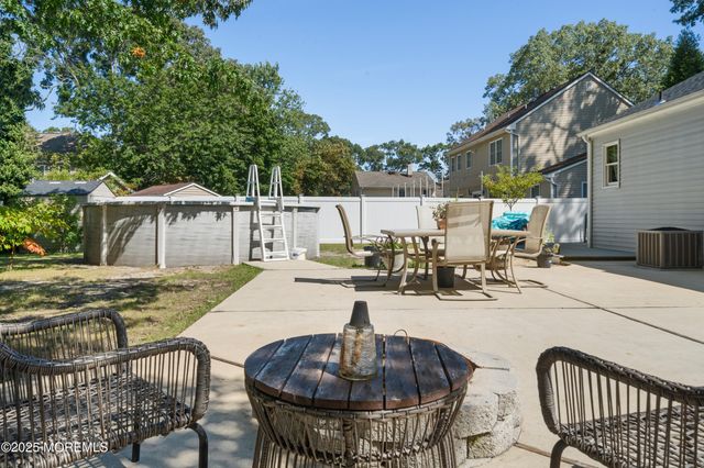 315 Tudor Avenue, Pine Beach, NJ 08741