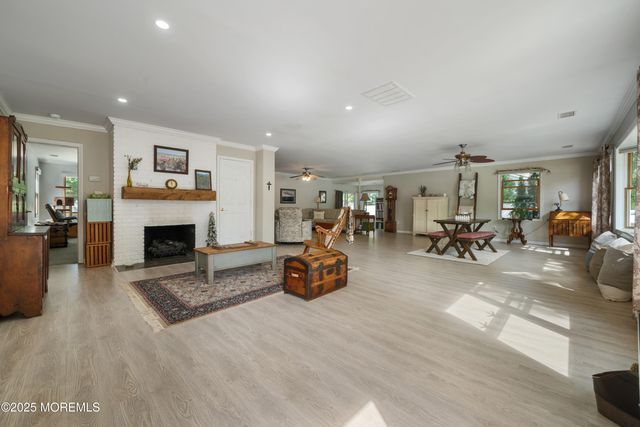 315 Tudor Avenue, Pine Beach, NJ 08741