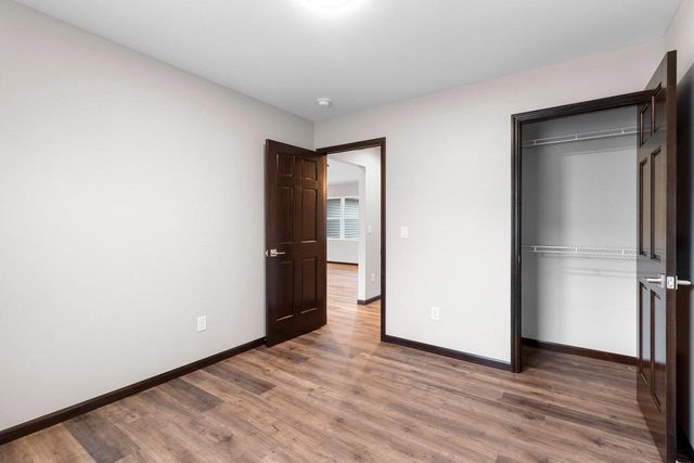 1920 SOUTHLAND LANE, New London, WI 54961