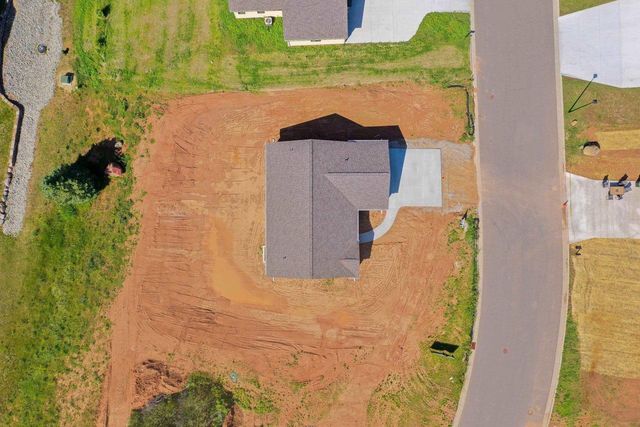 1920 SOUTHLAND LANE, New London, WI 54961