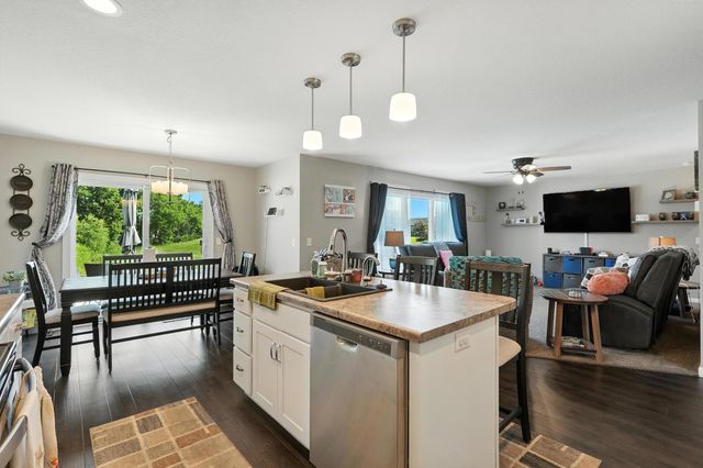 687 Sully Court, Angola, IN 46703