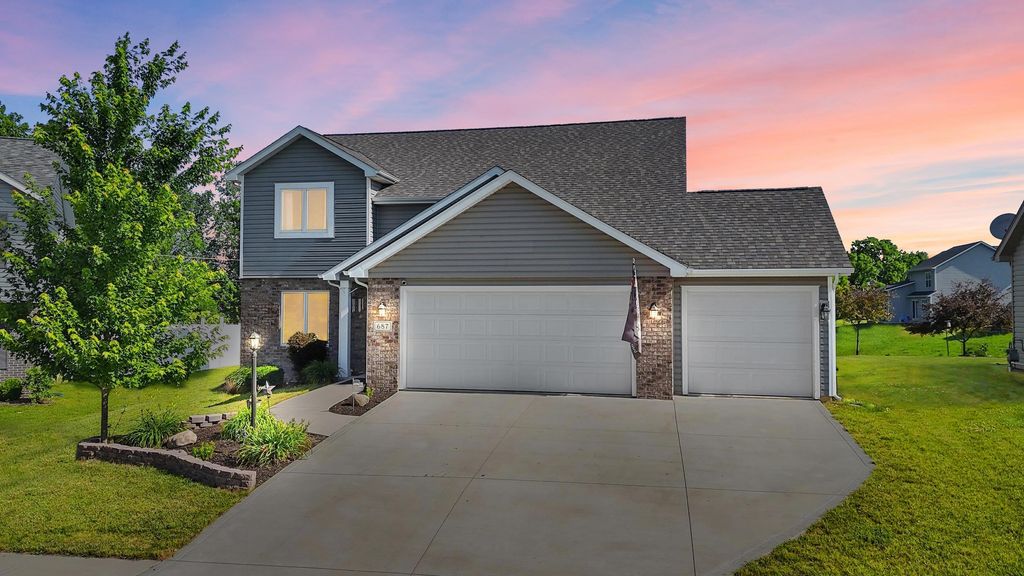 687 Sully Court, Angola, IN 46703