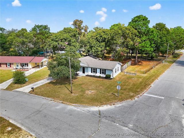 5937 Spinner Road, Hope Mills, NC 28348