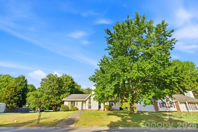 2530 Dion Avenue, Charlotte, NC 28212