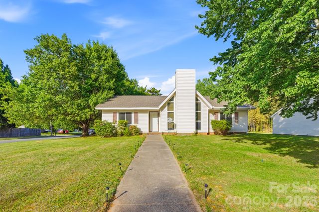 2530 Dion Avenue, Charlotte, NC 28212