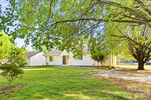 2530 Dion Avenue, Charlotte, NC 28212