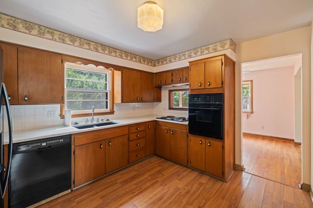 1655 NW 78th Street, Clive, IA 50325