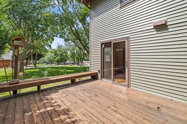 1655 NW 78th Street, Clive, IA 50325