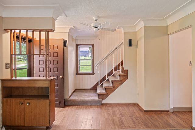 1655 NW 78th Street, Clive, IA 50325