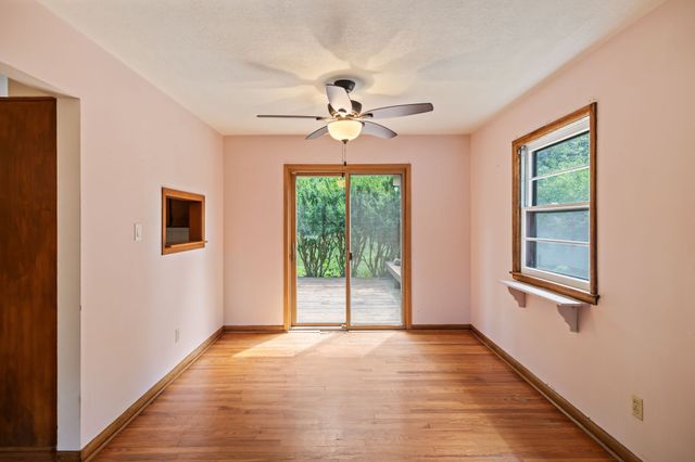 1655 NW 78th Street, Clive, IA 50325