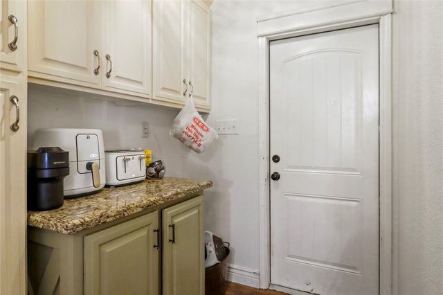 225 Turning Bayou Trail, Angleton, TX 77515