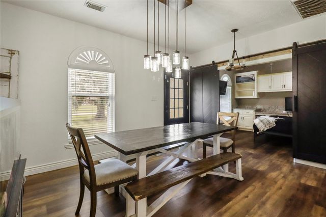 225 Turning Bayou Trail, Angleton, TX 77515