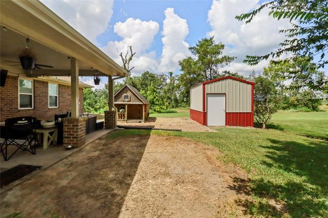 225 Turning Bayou Trail, Angleton, TX 77515