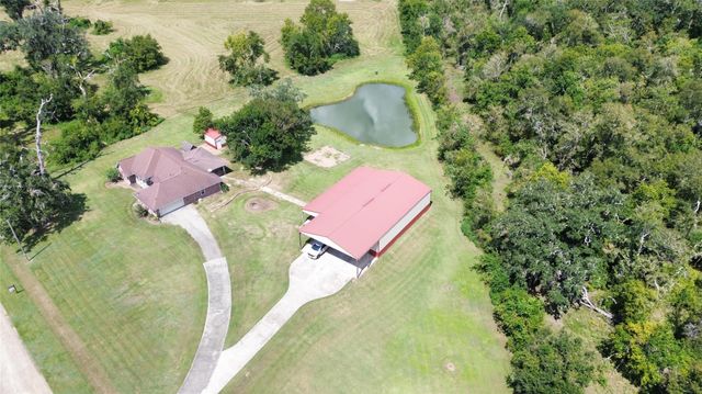 225 Turning Bayou Trail, Angleton, TX 77515