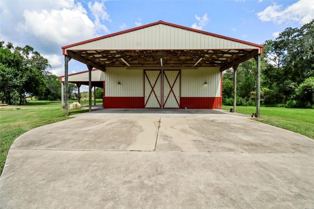 225 Turning Bayou Trail, Angleton, TX 77515